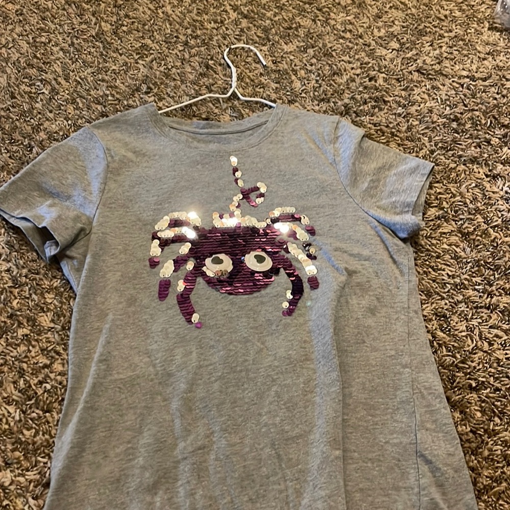 Spider tea shirt